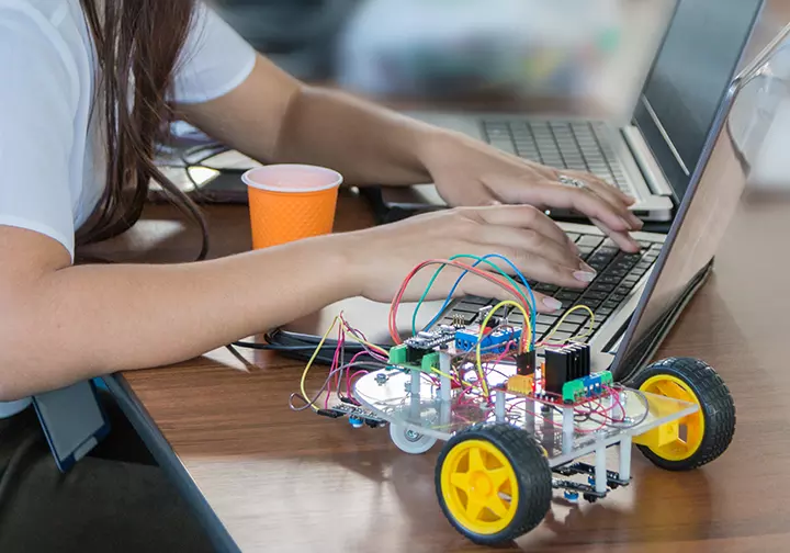 കമ്പ്യൂട്ടര് സയന്സിലാണോ പ്ലസ്ടു; കോഡിംഗ് പഠിക്കാം ഫ്രീ ആയി കമ്പ്യൂട്ടര് സയന്സിലാണോ പ്ലസ്ടു; കോഡിംഗ് പഠിക്കാം ഫ്രീ ആയി