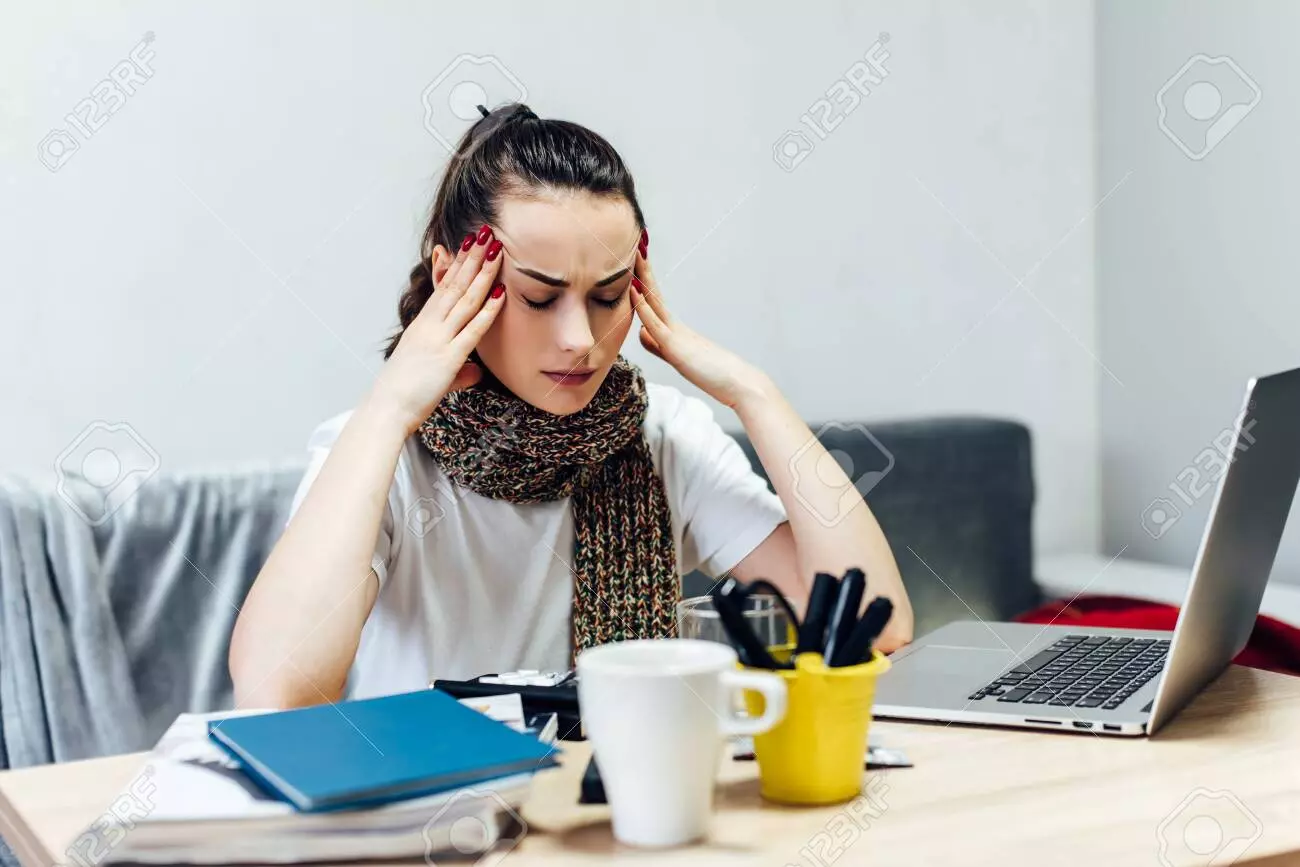 ജോലി പണിയാവുന്നു? സ്ത്രീകൾക്കിടയിൽ സ്ട്രോക്ക് കൂടുന്നുവെന്ന് പഠനം