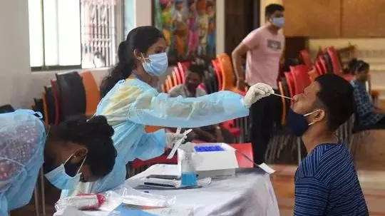 സംസ്ഥാനത്ത് ഇന്ന് 25,772 പേര്ക്ക് കോവിഡ്; 189 മരണം സംസ്ഥാനത്ത് ഇന്ന് 25,772 പേര്ക്ക് കോവിഡ്; 189 മരണം