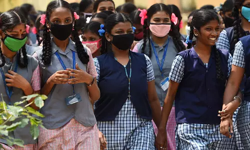 തമിഴ്നാട്ടിൽ സ്കൂളുകൾ തുറന്നതിന് പിന്നാലെ വിദ്യാര്‍ഥികള്‍ക്കും അധ്യാപകര്‍ക്കും കോവിഡ്