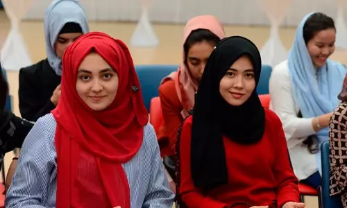 ശിരോവസ്ത്ര വിലക്ക് നീക്കി ഉസ്‌ബെകിസ്താൻ