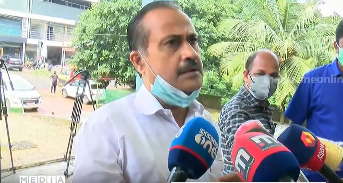 മുസ്ലിം സമുദായത്തെ തകർക്കാൻ എകെജി സെന്ററിൽ സെൽ; നിലപാടിൽ മാറ്റമില്ലെന്ന് പിഎംഎ സലാം മുസ്ലിം സമുദായത്തെ തകർക്കാൻ എകെജി സെന്ററിൽ സെൽ; നിലപാടിൽ മാറ്റമില്ലെന്ന് പിഎംഎ സലാം