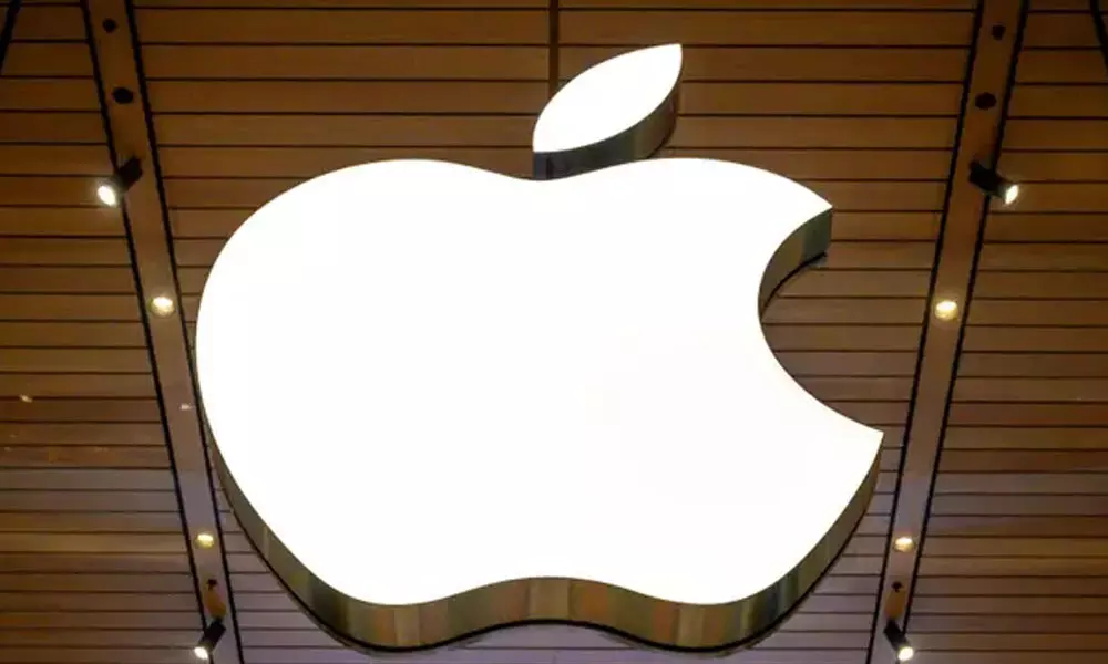 കാർ മേധാവിയെ റാഞ്ചി ഫോർഡ്; ട്രാക്ക് തെറ്റുമോ ആപ്പിൾ കാർ