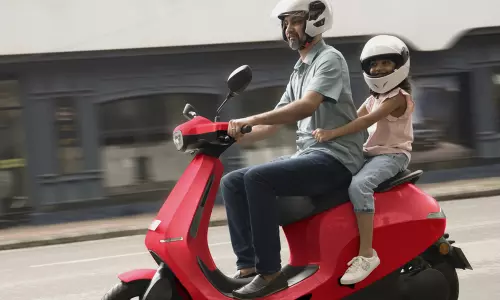 ഒല ഇലക്ട്രിക്ക് സ്‌കൂട്ടറുകൾ ഇന്ന് മുതൽ വീട്ടിലിരുന്ന് വാങ്ങാം
