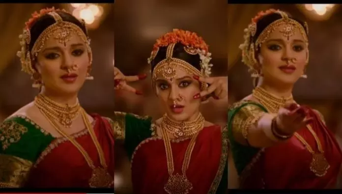 കയ്യടി നേടി തലൈവിയുടെ നൃത്തം; കാതുകള് കീഴടക്കി പാട്ടും കയ്യടി നേടി തലൈവിയുടെ നൃത്തം; കാതുകള് കീഴടക്കി പാട്ടും