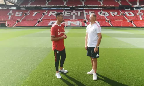 ഓൾഡ് ട്രാഫോർഡ്സിലെത്തിയത്  അവധി ആഘോഷിക്കാനല്ല; ക്രിസ്റ്റ്യാനോ