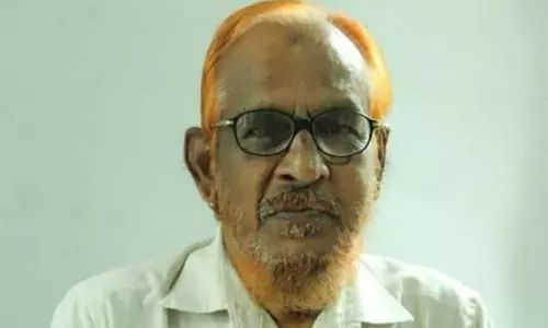 ഉണ്ടോ സഖീ ഒരു കുല മുന്തിരി; ഇനിയില്ല, തലമുറകളേറ്റു പാടിയ പാട്ടെഴുത്തുകാരൻ