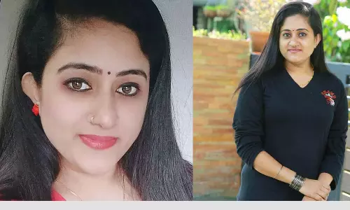 ആറന്മുള പള്ളിയോടത്തില് കയറി ഫോട്ടോഷൂട്ട് നടത്തിയ യുവതിയും സഹായിയും അറസ്റ്റില് ആറന്മുള പള്ളിയോടത്തില് കയറി ഫോട്ടോഷൂട്ട് നടത്തിയ യുവതിയും സഹായിയും അറസ്റ്റില്