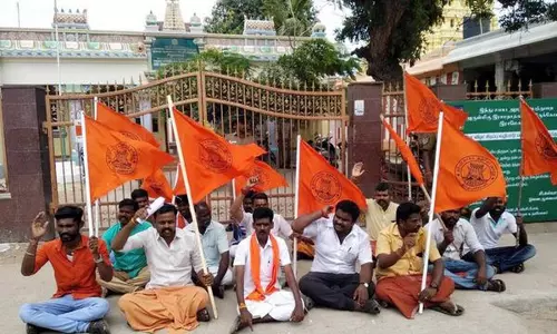 തമിഴ്നാട്ടിൽ  വിലക്ക് ലംഘിച്ച് വിനായക ചതുർത്ഥി ആഘോഷം ; ഹിന്ദു മുന്നണി നേതാക്കൾ അറസ്റ്റിൽ