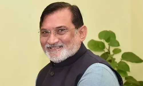 ഗുജറാത്തില്‍ നിര്‍ണായക നീക്കങ്ങള്‍; പ്രഫുല്‍ പട്ടേലിനെ വിളിപ്പിച്ച് ബി.ജെ.പി