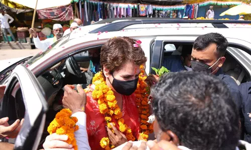 യു.പി തെരഞ്ഞെടുപ്പ്; പ്രിയങ്കഗാന്ധി റായ്ബറേലിയിൽ രണ്ടുദിവസത്തെ യാത്ര തുടങ്ങി