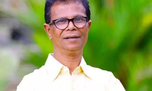 ഇന്ദ്രന്സിന് മികച്ച നടനുള്ള അന്താരാഷ്ട്ര പുരസ്കാരം; ചെറിയൊരു തിരുത്തുണ്ടെന്ന് സംവിധായകന് ഇന്ദ്രന്സിന് മികച്ച നടനുള്ള അന്താരാഷ്ട്ര പുരസ്കാരം; ചെറിയൊരു തിരുത്തുണ്ടെന്ന് സംവിധായകന്