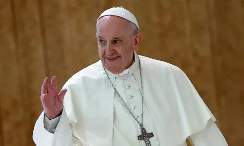 മതനേതാക്കളില് നിന്നും ഭിന്നിപ്പിന്റെ സ്വരങ്ങള് ഉണ്ടാകരുതെന്ന് ഫ്രാന്സിസ് മാര്പാപ്പ മതനേതാക്കളില് നിന്നും ഭിന്നിപ്പിന്റെ സ്വരങ്ങള് ഉണ്ടാകരുതെന്ന് ഫ്രാന്സിസ് മാര്പാപ്പ