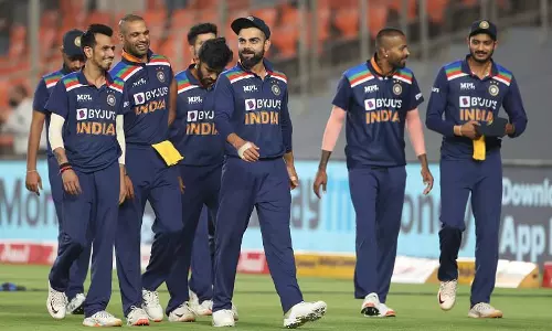 വിരാട് കോലി തന്നെ നായകൻ, മറ്റു റിപ്പോർട്ടുകൾ അസംബന്ധം: ബി.സി.സി.ഐ വിരാട് കോലി തന്നെ നായകൻ, മറ്റു റിപ്പോർട്ടുകൾ അസംബന്ധം: ബി.സി.സി.ഐ