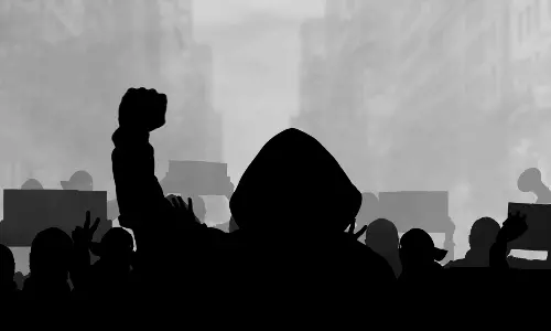 പാലാ ബിഷപ്പിന്റെ വിദ്വേഷ പ്രസ്താവനക്കെതിരെ പ്രകടനം നടത്തിയ മുസ്‍ലിം ഐക്യ വേദി പ്രവർത്തകർക്കെതിരെ കേസ്