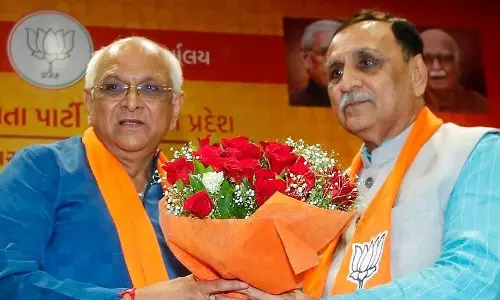 ഗുജറാത്ത് മന്ത്രിസഭയില് അടിമുടി മാറ്റത്തിന് സാധ്യത: പട്ടേൽ സമുദായത്തിന് മുൻഗണന നൽകും ഗുജറാത്ത് മന്ത്രിസഭയില് അടിമുടി മാറ്റത്തിന് സാധ്യത: പട്ടേൽ സമുദായത്തിന് മുൻഗണന നൽകും