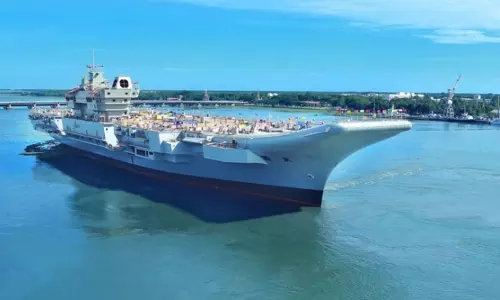 കൊച്ചി കപ്പല്ശാലക്കെതിരെ വീണ്ടും ഈ - മെയില് ഭീഷണി കൊച്ചി കപ്പല്ശാലക്കെതിരെ വീണ്ടും ഈ - മെയില് ഭീഷണി