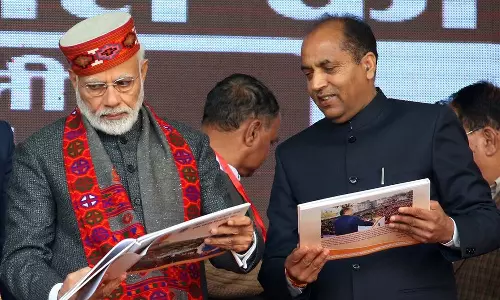 ഹിമാചല്‍ പ്രദേശ് മുഖ്യമന്ത്രി വീണ്ടും ഡല്‍ഹിയില്‍; വിജയ് രൂപാണിക്ക് പിന്നാലെ ജയ്‌റാം താക്കൂറും തെറിക്കുമോ?