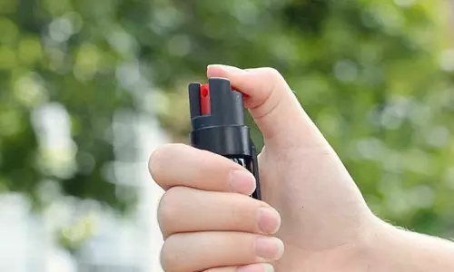 കുവൈത്തിലെ പൊലീസുകാരുടെ കൈയില്‍ ഇനി കുരുമുളക് സ്പ്രേയും