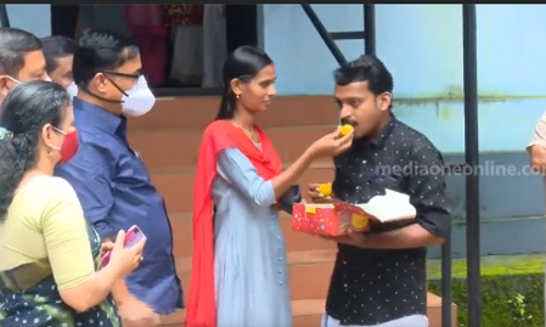 പത്ത് വര്‍ഷത്തെ ഒറ്റമുറി ജീവിതം, വിവാദങ്ങള്‍; ഒടുവില്‍ റഹ്മാനും സജിതയും വിവാഹിതരായി