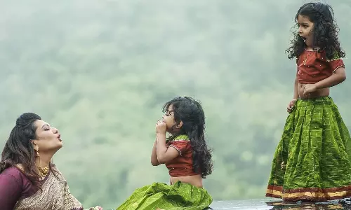എന്‍റെ കുഞ്ഞുങ്ങള്‍ക്ക് ബോറടിക്കുന്നില്ല, അതാണ് എന്‍റെ സന്തോഷം: സാന്ദ്രാ തോമസ്