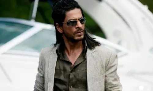 ഷാറൂഖ്​ ഖാനെ ബഹിഷ്​കരിക്കണമെന്ന് ബി.ജെ.പി നേതാവ്; വീ ലവ് ഷാറൂഖ് ഖാന്‍ ഹാഷ്ടാഗുമായി ആരാധകര്‍