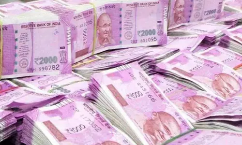 ഒറ്റ രാത്രിയിൽ വിദ്യാര്ത്ഥികളുടെ അക്കൗണ്ടിൽ 900 കോടി! കണ്ണുതള്ളി നാട്ടുകാര്! ഒറ്റ രാത്രിയിൽ വിദ്യാര്ത്ഥികളുടെ അക്കൗണ്ടിൽ 900 കോടി! കണ്ണുതള്ളി നാട്ടുകാര്!