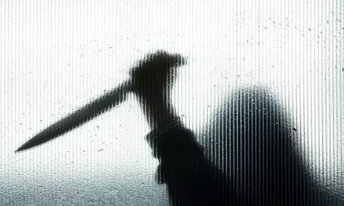 പെരുമ്പാവൂരിൽ യുവാവിനെ വീട്ടിൽ നിന്ന് വിളിച്ചിറക്കി വെട്ടിക്കൊന്നു