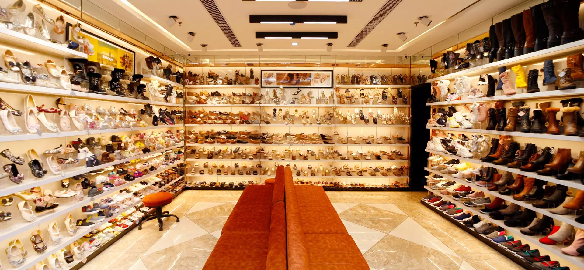 ചെരുപ്പുകളുടെയും വസ്ത്രങ്ങളുടെയും വില വർധിക്കും ; ജിഎസ്ടി നിരക്കിൽ വലിയ മാറ്റം ചെരുപ്പുകളുടെയും വസ്ത്രങ്ങളുടെയും വില വർധിക്കും ; ജിഎസ്ടി നിരക്കിൽ വലിയ മാറ്റം