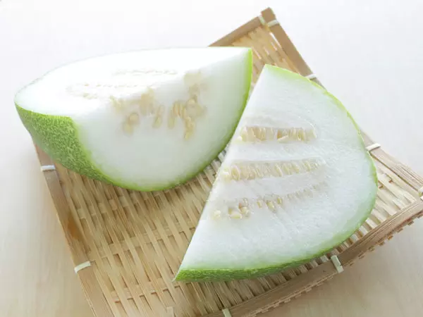 കുമ്പളങ്ങ അത്ര നിസാരക്കാരനല്ല; ശരീര ഭാരം എളുപ്പം കുറയ്ക്കാം കുമ്പളങ്ങ അത്ര നിസാരക്കാരനല്ല; ശരീര ഭാരം എളുപ്പം കുറയ്ക്കാം