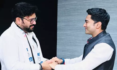 ഇനി മമതയ്ക്കൊപ്പം; ബിജെപി വിട്ട മുന് കേന്ദ്രമന്ത്രി ബാബുല് സുപ്രിയോ തൃണമൂലില് ഇനി മമതയ്ക്കൊപ്പം; ബിജെപി വിട്ട മുന് കേന്ദ്രമന്ത്രി ബാബുല് സുപ്രിയോ തൃണമൂലില്