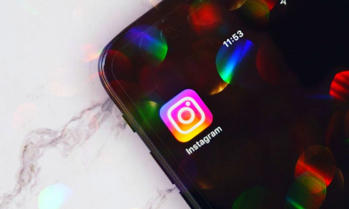 പെൺകുട്ടികളിലെ വിഷാദത്തിനും ആത്മഹത്യാപ്രവണതയ്ക്കും കാരണം ഇൻസ്റ്റഗ്രാമെന്ന് പഠനം പെൺകുട്ടികളിലെ വിഷാദത്തിനും ആത്മഹത്യാപ്രവണതയ്ക്കും കാരണം ഇൻസ്റ്റഗ്രാമെന്ന് പഠനം