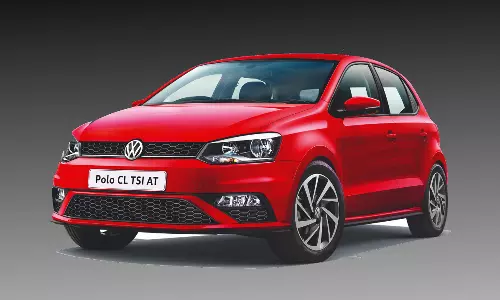 ഒന്നു രണ്ടുമല്ല പോളോ കിട്ടാൻ അഞ്ച് മാസം കാത്തിരിക്കണം; ബുക്കിങ് നിര്‍ത്തിവെച്ച് ഷോറൂമുകള്‍