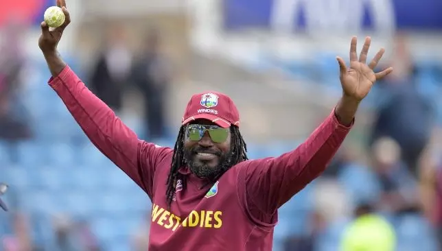 നാളെ ഞാന് പാകിസ്താനിലേക്ക് പോവുകയാണ്, ആരുണ്ട് എന്റെ കൂടെ ? : ക്രിസ് ഗെയില് നാളെ ഞാന് പാകിസ്താനിലേക്ക് പോവുകയാണ്, ആരുണ്ട് എന്റെ കൂടെ ? : ക്രിസ് ഗെയില്