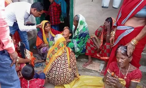 ഏഴ് കുട്ടികള് മുങ്ങിമരിച്ചു, അപകടം കര്മ പൂജ ആഘോഷത്തിനിടെ ഏഴ് കുട്ടികള് മുങ്ങിമരിച്ചു, അപകടം കര്മ പൂജ ആഘോഷത്തിനിടെ