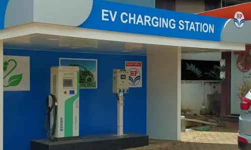 മൂന്നുവർഷത്തിനുള്ളിൽ 5000 ചാർജിങ് സ്റ്റേഷനുകൾ; പുതിയ നീക്കവുമായി ഹിന്ദുസ്ഥാൻ പെട്രോളിയം