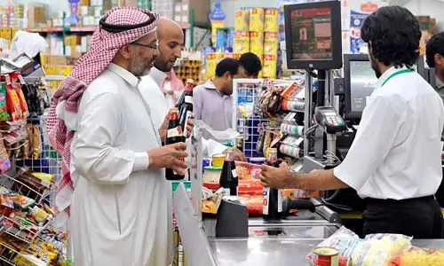 സൗദിയില്‍ ഓഫറിന്‍റെ പേരിലുള്ള തട്ടിപ്പ് ഇനി വേണ്ട; ഓഫര്‍ പ്രഖ്യാപിക്കും മുമ്പ് വാണിജ്യ മന്ത്രാലയത്തില്‍ അറിയിക്കണം