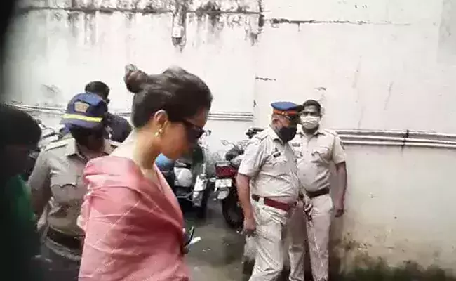 നേരിട്ട് ഹാജരായി കങ്കണ: കോടതിയിലുള്ള വിശ്വാസം നഷ്ടപ്പെട്ടുവെന്ന് നടി