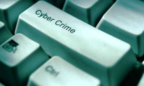 വ്യാജ ഇൻസ്റ്റാഗ്രാം അക്കൗണ്ട് വഴി അശ്ലീല സന്ദേശങ്ങൾ അയക്കുന്നതായി പരാതി