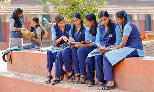 സാമ്പത്തിക ബാധ്യത; ഈ വർഷം പുതിയ പ്ലസ് വണ്‍ ബാച്ചുകളില്ല, മലബാറിലെ വിദ്യാര്‍ഥികള്‍ ആശങ്കയില്‍