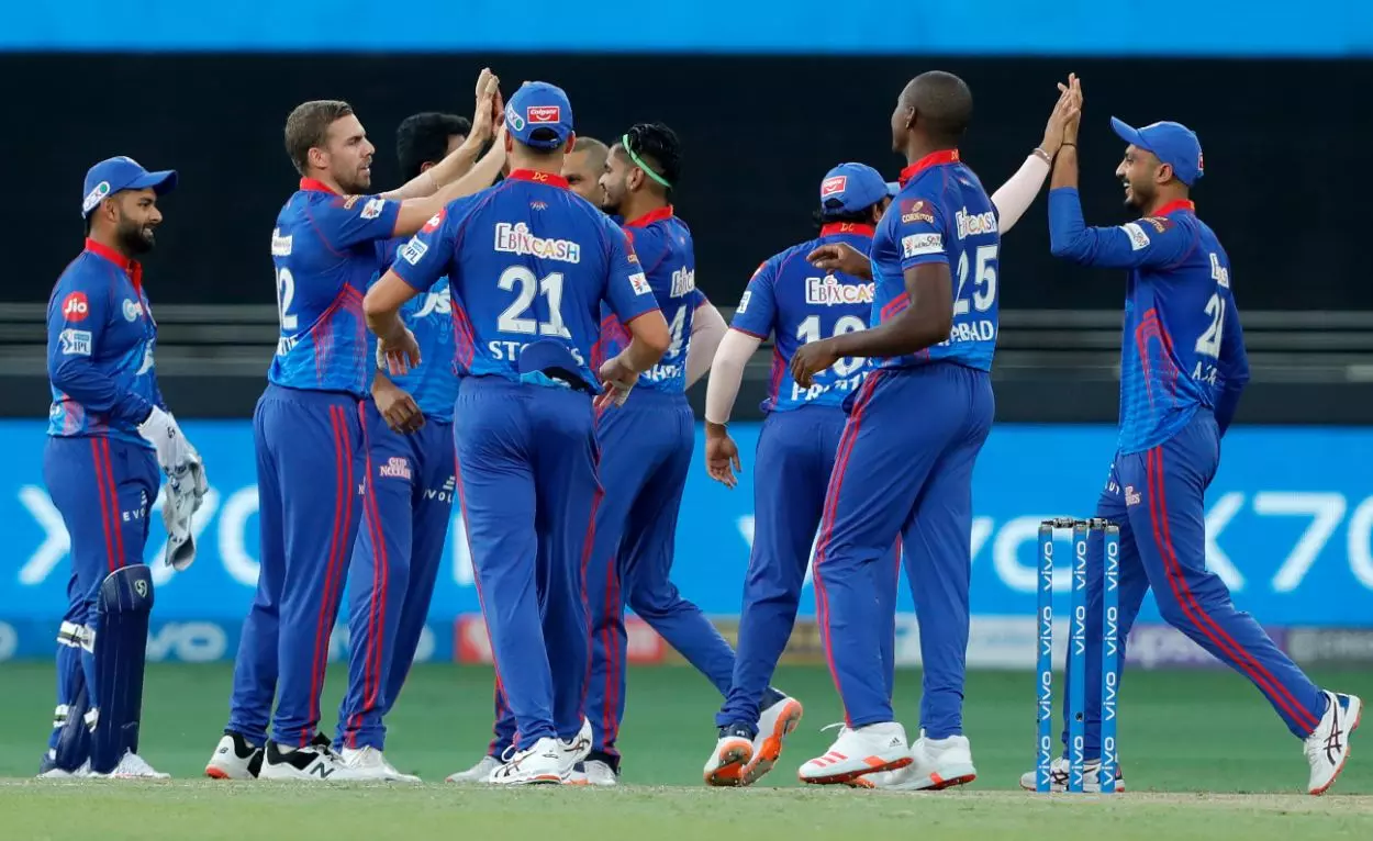 നാല് വിക്കറ്റുകള്‍ നഷ്ടമായി;ഡല്‍ഹിക്കെതിരെ ഹൈദരാബാദിന് മോശം തുടക്കം