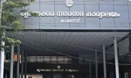 പുര കത്തുമ്പോള്‍ വാഴ വെട്ടാനൊരുങ്ങി ലീഗ്; തൃക്കാക്കരയില്‍ കോണ്‍ഗ്രസിന് തലവേദന