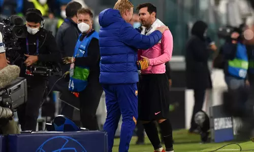 മെസി ആയിരുന്നു ബാര്സയുടെ പ്രശ്നങ്ങളെല്ലാം മറച്ചിരുന്നത്, ക്ലബ് പ്രതിസന്ധിയിലാണ്: കൂമാന് മെസി ആയിരുന്നു ബാര്സയുടെ പ്രശ്നങ്ങളെല്ലാം മറച്ചിരുന്നത്, ക്ലബ് പ്രതിസന്ധിയിലാണ്: കൂമാന്