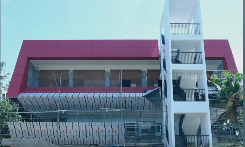 ചവറയിൽ രക്തസാക്ഷി സ്മാരകത്തിന് ഫണ്ട് നൽകാത്തതിന് സി.പി.എം ബ്രാഞ്ച് സെക്രട്ടറി ഭീഷണിപ്പെടുത്തിയെന്ന് പരാതി