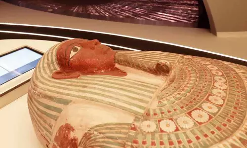 ആയിരക്കണക്കിന് വർഷം പഴക്കമുള്ള ശവപ്പെട്ടി; കാഴ്ചക്കാരെ കാത്ത് ദുബൈ എക്സ്പോ ഈജിപ്ത് പവലിയിനിൽ