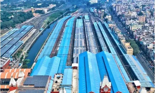 ചെന്നൈ സെന്‍ട്രല്‍ റെയില്‍വെ സ്റ്റേഷന് ഇനി സോളാർ പ്രഭ