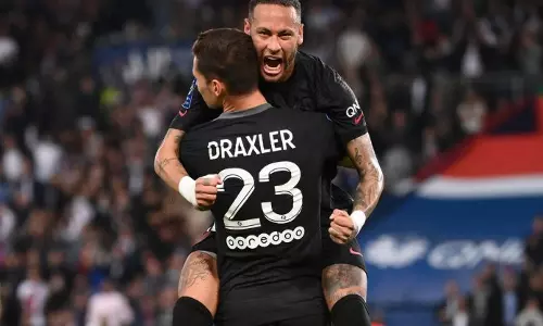 മെസ്സിയില്ലെങ്കിലെന്താ, എട്ടിൽ എട്ടും ജയിച്ചില്ലേ! പി.എസ്.ജിക്ക് വീണ്ടും ജയം