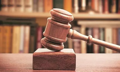 സ്ത്രീകളുടെ വസ്ത്രം അലക്കണമെന്ന വ്യവസ്ഥയില് ജാമ്യം അനുവദിച്ച സംഭവം; ജഡ്ജിയെ ജുഡീഷ്യല് ജോലികളില് നിന്ന് മാറ്റിനിര്ത്തി സ്ത്രീകളുടെ വസ്ത്രം അലക്കണമെന്ന വ്യവസ്ഥയില് ജാമ്യം അനുവദിച്ച സംഭവം; ജഡ്ജിയെ ജുഡീഷ്യല് ജോലികളില് നിന്ന് മാറ്റിനിര്ത്തി