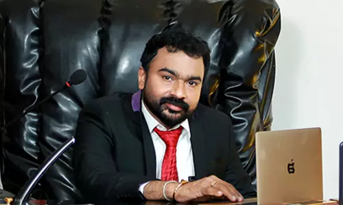 സാമ്പത്തിക തട്ടിപ്പ് കേസ്; യൂ ട്യൂബർ മോൻസൺ മാവുങ്കലിനെ ഇന്ന് കോടതിയിൽ ഹാജരാക്കും