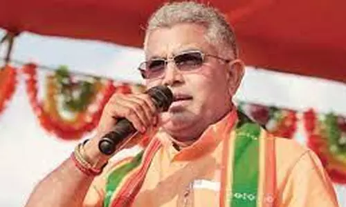 ബംഗാളിൽ മുൻ ബി.ജെ.പി സംസ്ഥാന അധ്യക്ഷന് നേരേ ആക്രമണം ബംഗാളിൽ മുൻ ബി.ജെ.പി സംസ്ഥാന അധ്യക്ഷന് നേരേ ആക്രമണം